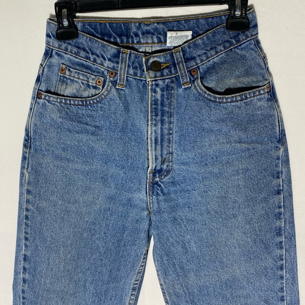 Vintage 90s Levi’s 521 Tapered Fit Petite High Rise Med Wash Blue Jeans 6P - Picture 11 of 16